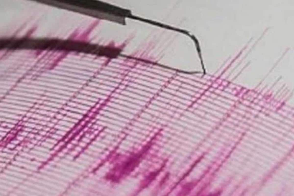 Earthquake In Delhi-NCR: Tremors Hit National Capital After 6.2 Magnitude Quake In Nepal