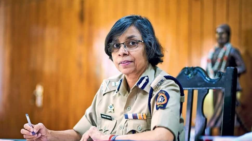 Meet IPS Officer Rashmi Shukla, Maharashtra&#039;s New DGP Who Started Pune&#039;s &#039;Buddy Cop&#039; Initiative