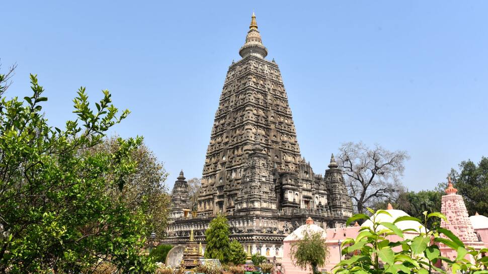 10 Temples You Must Visit On Your Next Spiritual Getaway In India - Vimarsana News