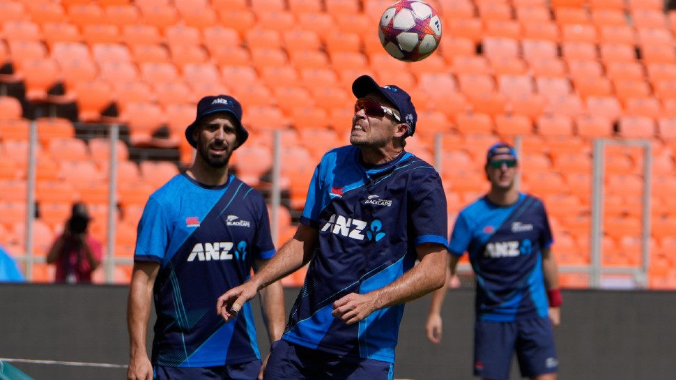 New Zealand pacer Tim Southee had undergone surgery to repair a fractured finger just before the ICC Cricket World Cup 2023. Southee is yet to turn out for New Zealand so far in this World Cup. (Photo: AP)