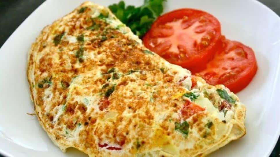 Dare To Devour? Delhi Vendor Offers Rs 1 Lakh Prize For Eating THESE Egg Omelettes