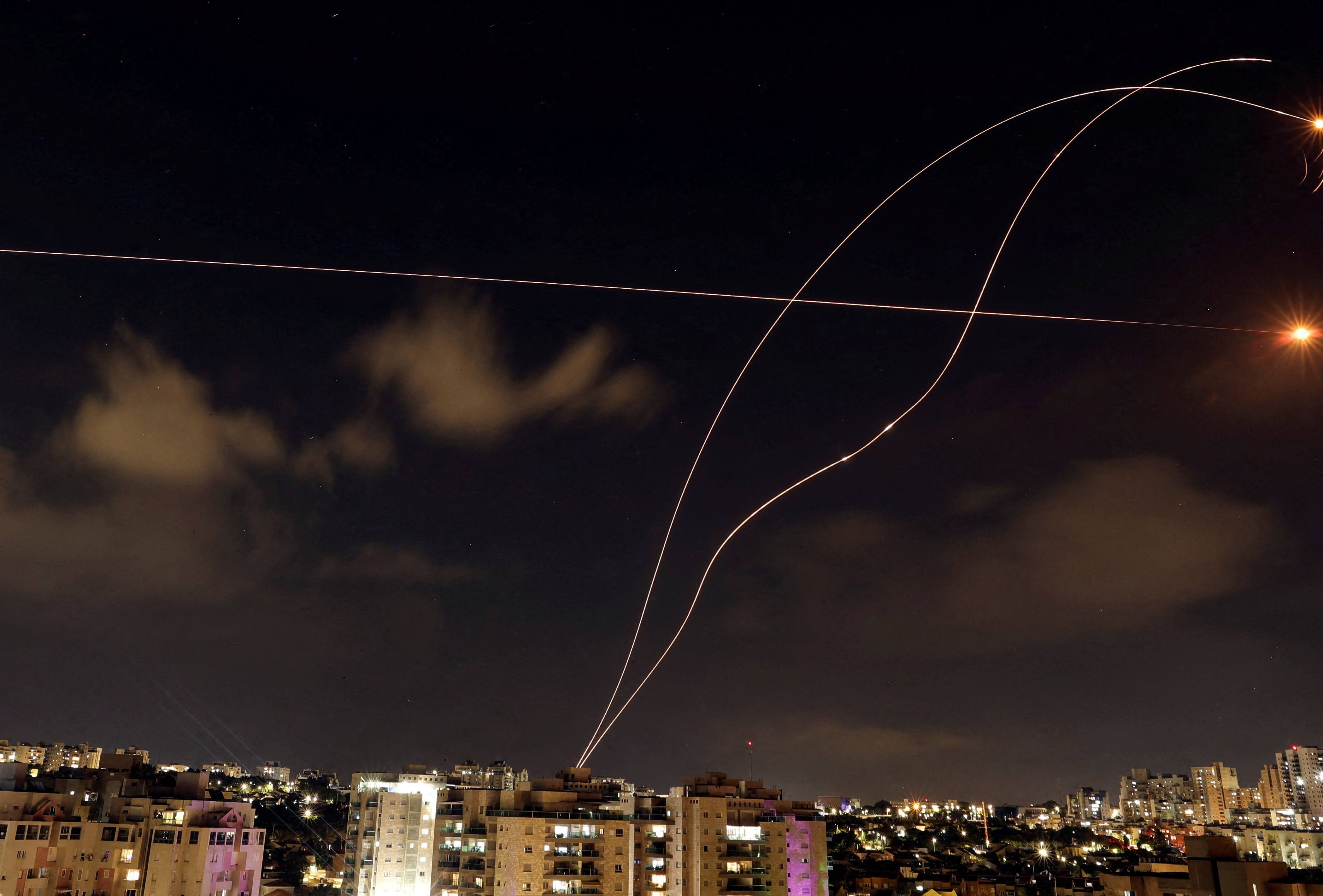 Israel's Cutting Edge Tech - Iron Dome anti-missile system 