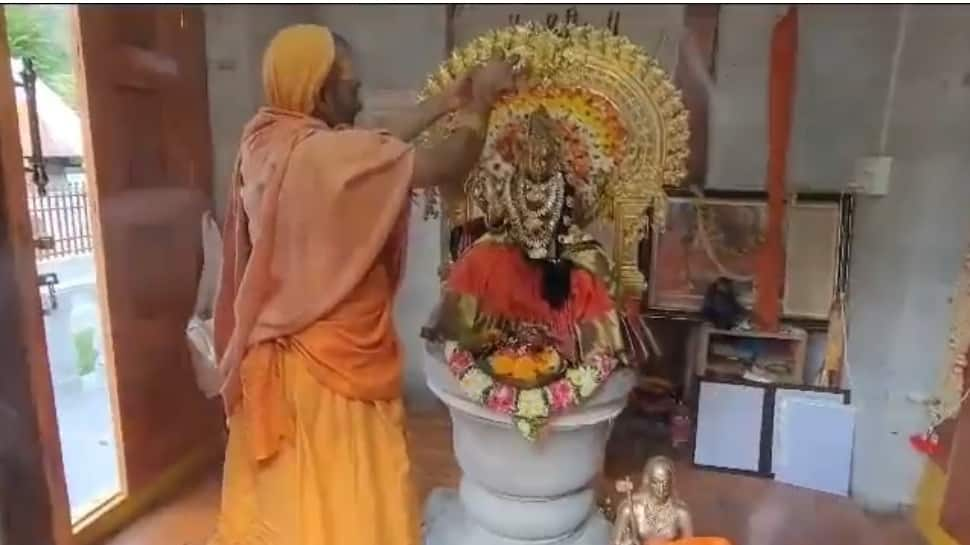 Kashmir: Navratri Celebrations Held At Sharda Temple At LoC For First Time In Last 75 Years