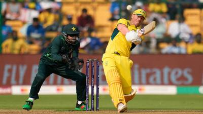 David Warner scored his record 5th century in World Cup