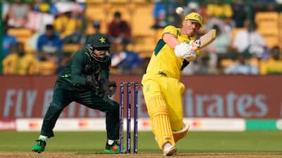 David Warner scored his record 5th century in World Cup