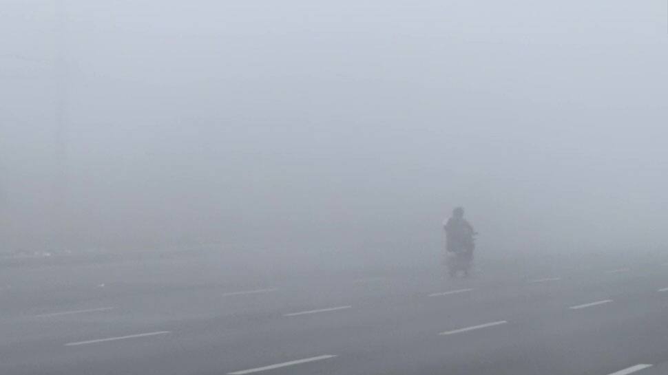 Delhi's Air Quality Plunges To 'Very Poor' Category, AQI Stands At 306 | Delhi News - Vimarsana News