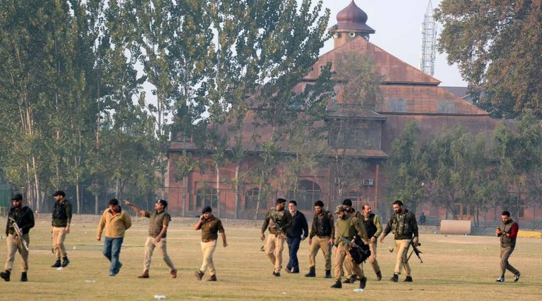 Police inspector shot dead while playing with kids Zee News