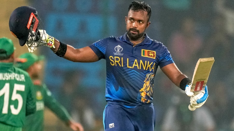 Charith Asalanka became the third Sri Lankan batter to score a century by the No. 5 position or below in the World Cups. The other two are Mahela Jayawardene (100) against Afghanistan in 2015, and Angelo Mathews (113) against India in 2019. (Photo: AP)