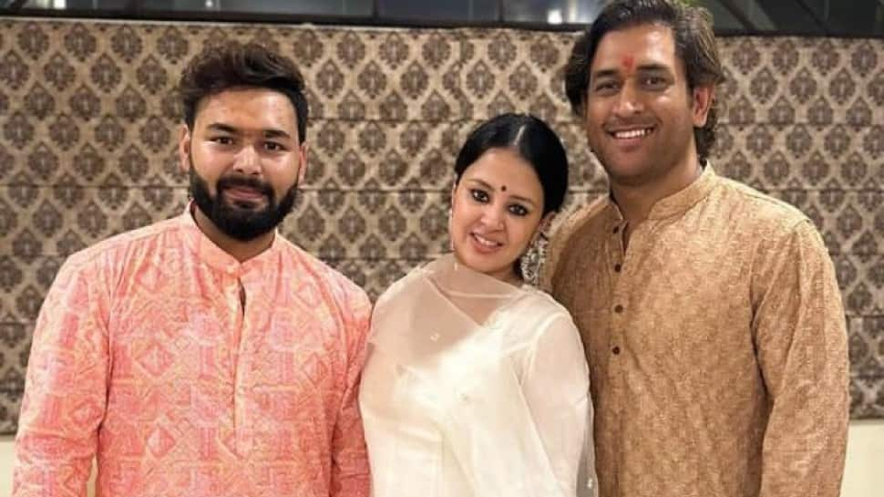 Rishabh Pant Celebrates Diwali With MS Dhoni And Sakshi Dhoni, PICS Go Viral