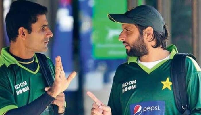 Smiles and Claps: Afridi and Gul's Response