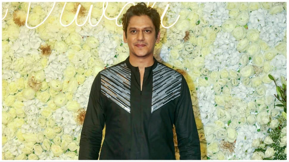 Vijay Varma Wraps Up Dubbing For &#039;Murder Mubarak&#039;, Says &#039;We Packing Some Mad Energy&#039;