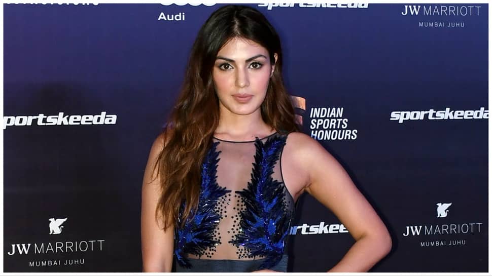 Lawyer Lauds Rhea Chakraborty For Being Strong, Says &#039;She Fought Her Battle Single-Handedly&#039;