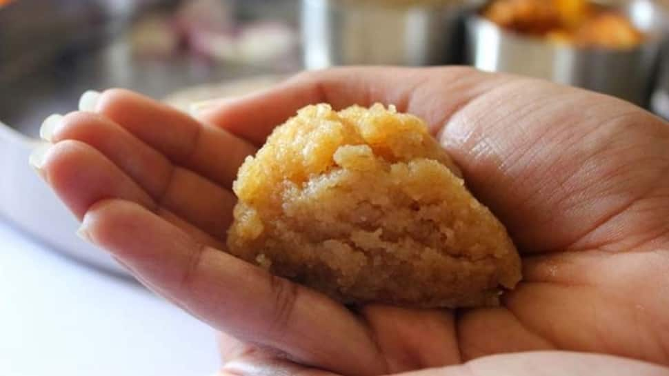 Happy Guru Nanak Jayanti 2023: How To Make Special Kada Prasad This Gurupurab? Recipe Here 