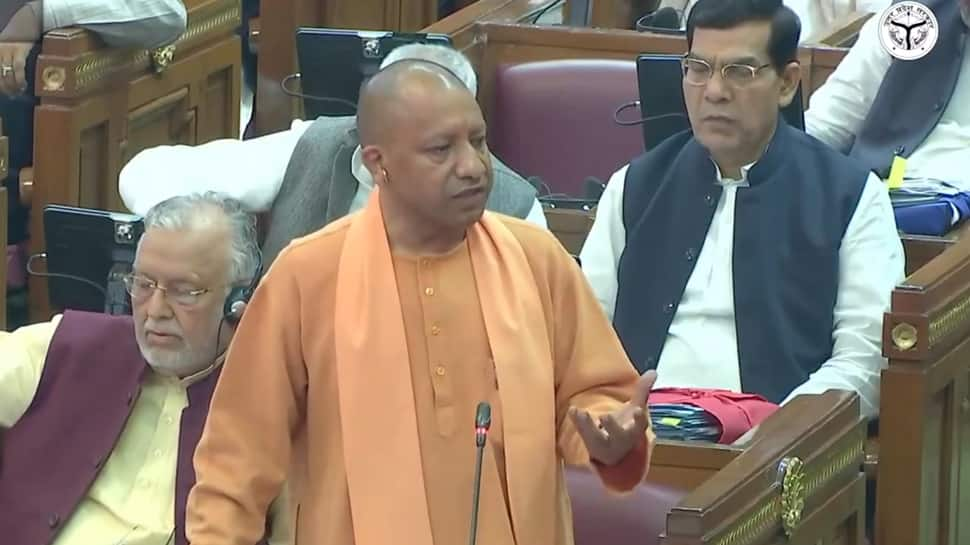 &#039;Laga Ke Aag Baharon Ki Baat Karte Hai...&#039;: Uttar Pradesh CM Yogi Adityanath&#039;s Poetic Rebuttal To Akhilesh Yadav