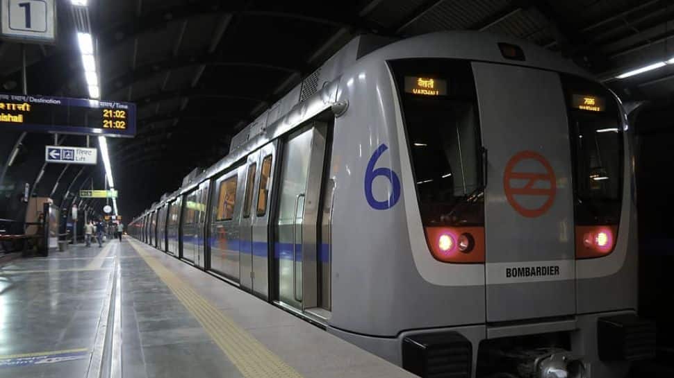 Delhi Metro: Smart Cards To Be Replaced With National Common Mobility Cards