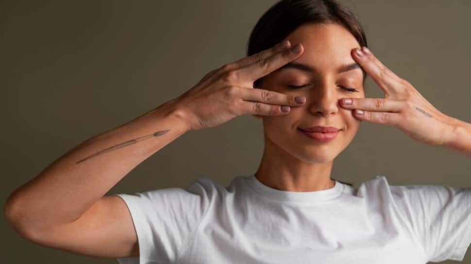 7 Yoga Exercises For Optimal Eye Health And Prevent Strain On Eyes