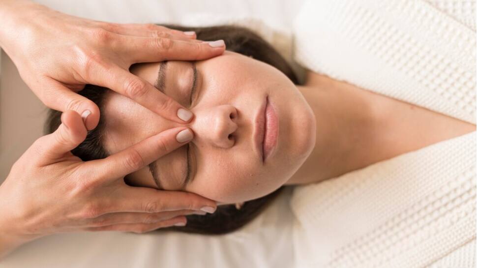 Want To Protect Your Eyes From Dust? Opt Simple Ayurvedic Techniques For Optimal Vision And Care