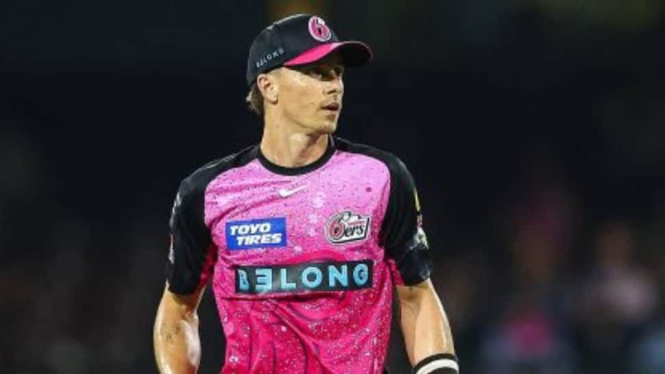 IPL 2024: RCB&#039;s New Signing Tom Curran Slapped With 4 Match Ban In BBL For Intimidating Umpire