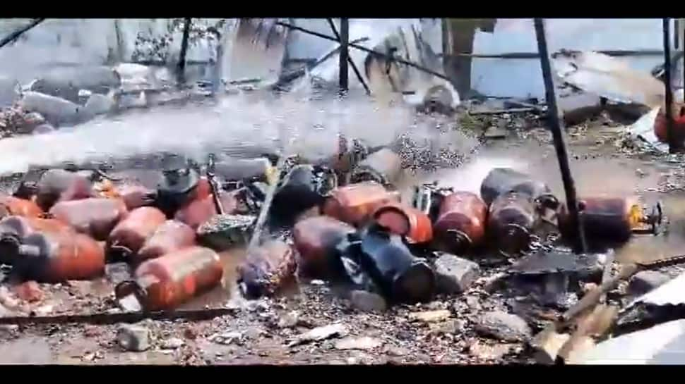 At Least 10 LPG Cylinders Explode Near Pune&#039;s Symbiosis College, Fire Tenders Avert Disaster