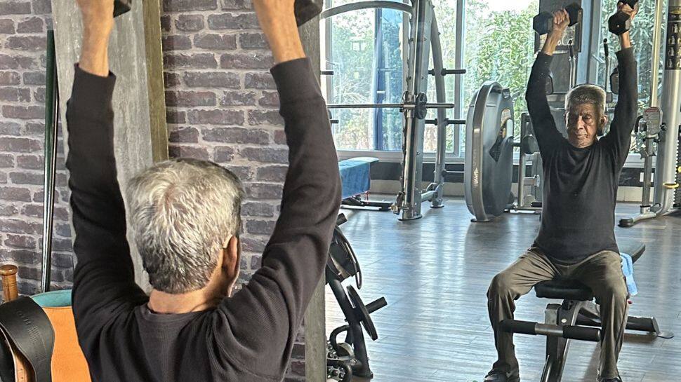 80-Year-Old Retired IPS Officer Stuns Netizens With His Fitness Regime 80-Year-Old Retired IPS Officer Stuns Netizens With His Fitness Regime