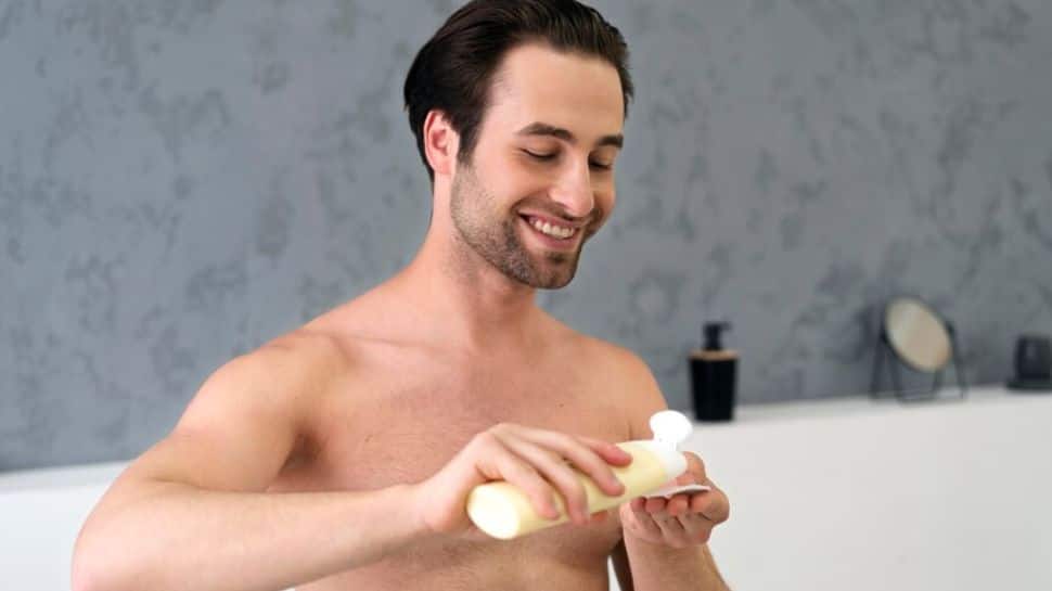 Use Moisture-Retaining Body Wash and Lotion