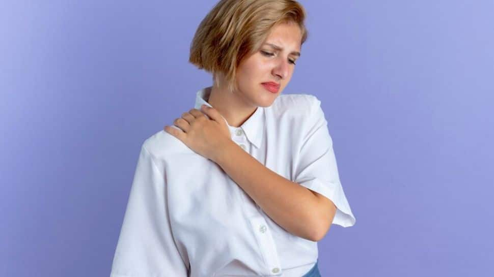 How To Cure Frozen Shoulder: 4 Emerging Therapies For Treatment – Experts Advice