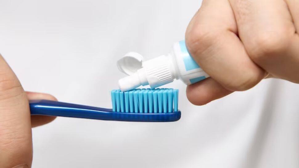 Choose Right Toothbrush And Paste