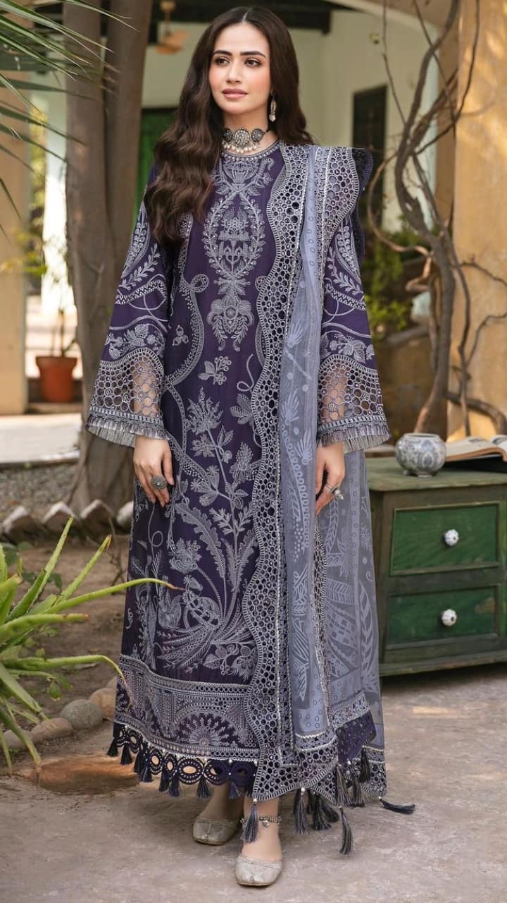 sana javed purple dress @sanajaved.official in this beautiful sunset purple kurta shalwar by @rozinamunibofficial , Now available at www.mymeraki.ae , styled by @khojiiii , Video: @bilalsaeedphotography , #SanaJaved