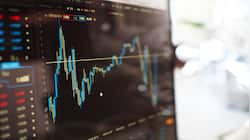 Sensex Declines 359 Pts On Selling In IT shares, Foreign Fund Outflows