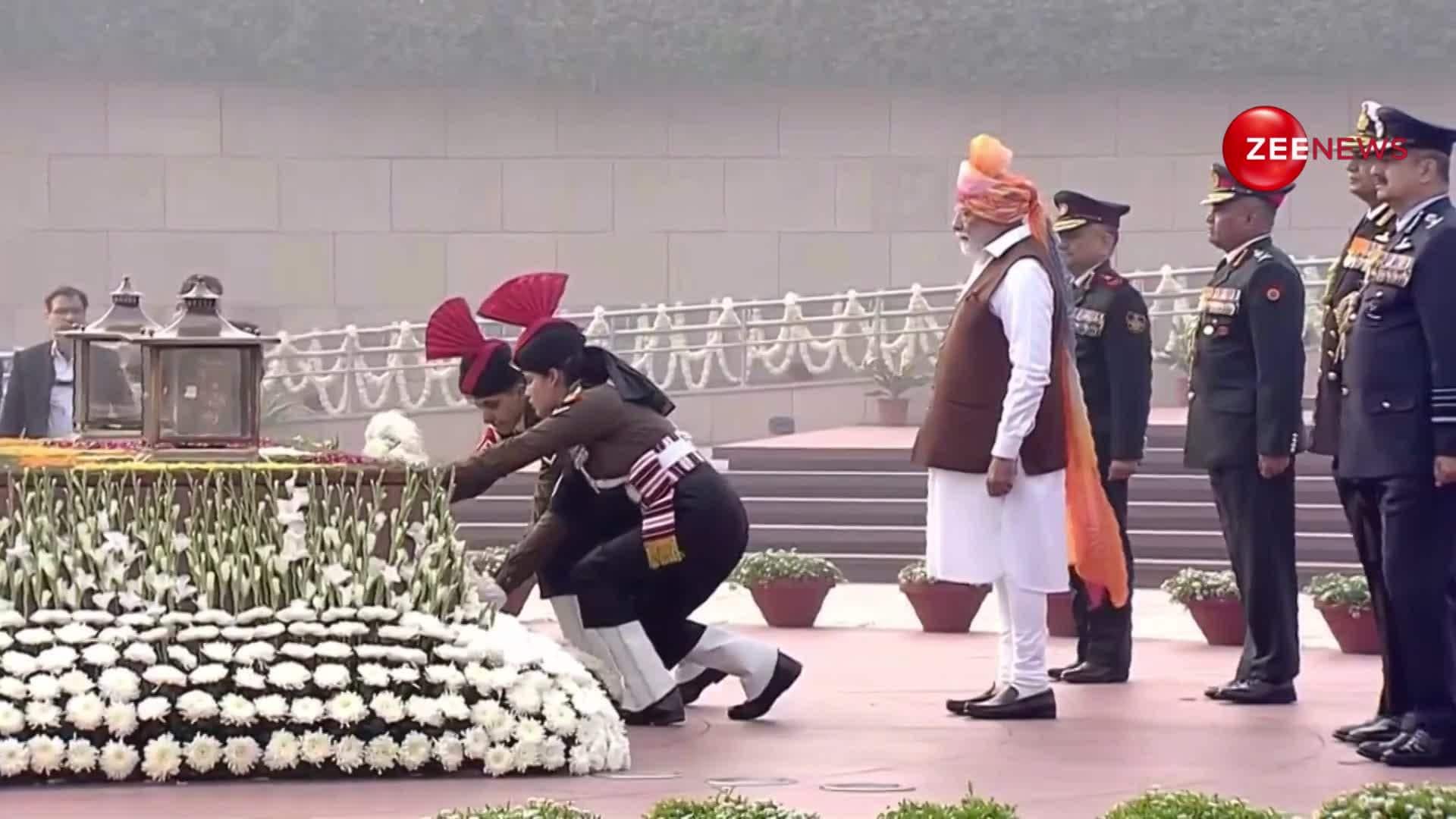 PM Modi & Defence Minister Rajnath Singh Honor Fallen Heroes at National War Memorial | Zee News