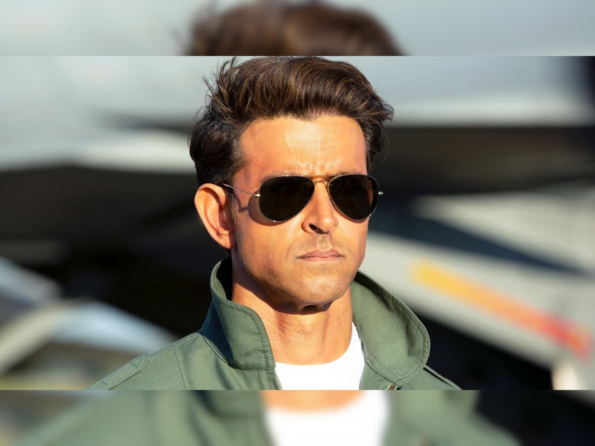 Hrithik Roshans Fighter Flies To Become Actors 14th 100 Crore Grosser ...