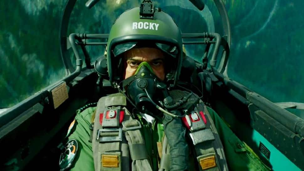 Watch: Meet Group Captain Rakesh &#039;Rocky&#039; Aka Anil Kapoor From Siddharth Anand&#039;s Fighter 