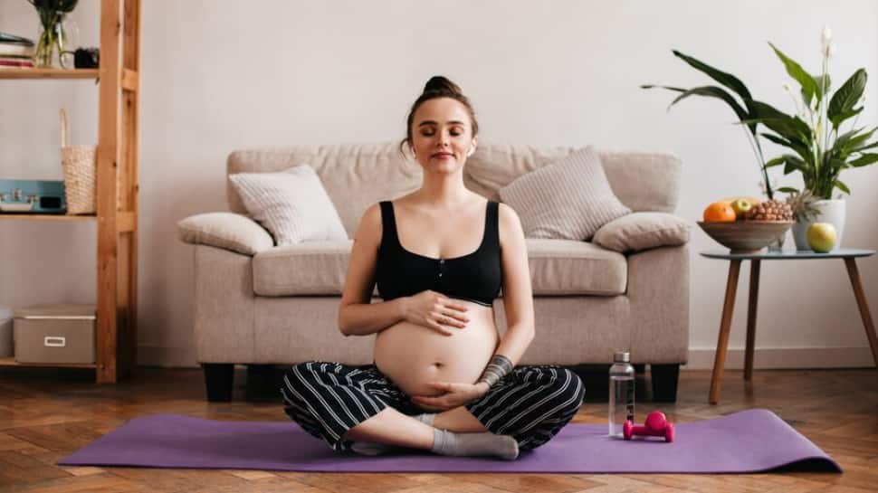 Yoga For Pregnant Women: Yoga Expert&#039;s Guide To Prenatal Well-Being For Healthy And Stress-Free Pregnancy