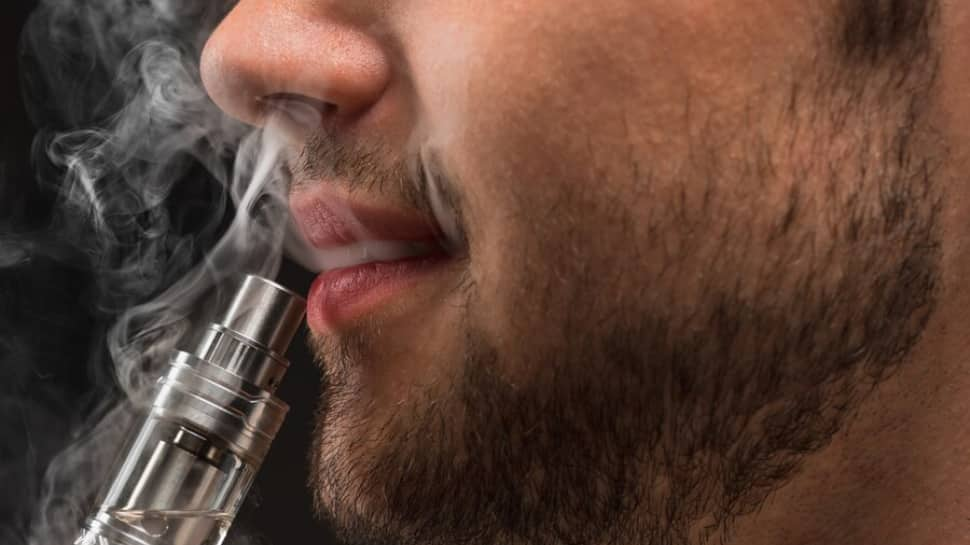 10 Health Risks Of E-cigarettes And Vaping, Check Hidden Dangers