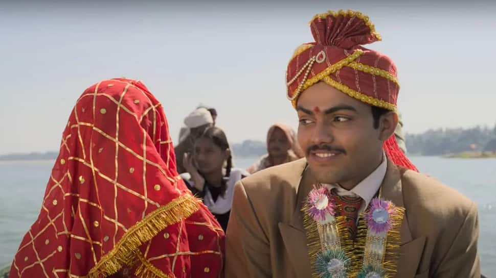 Viral Video: Heartwarming BTS From The Sets Of Laapataa Ladies Of Kiran Rao And Pratibha Ranta Steals Hearts