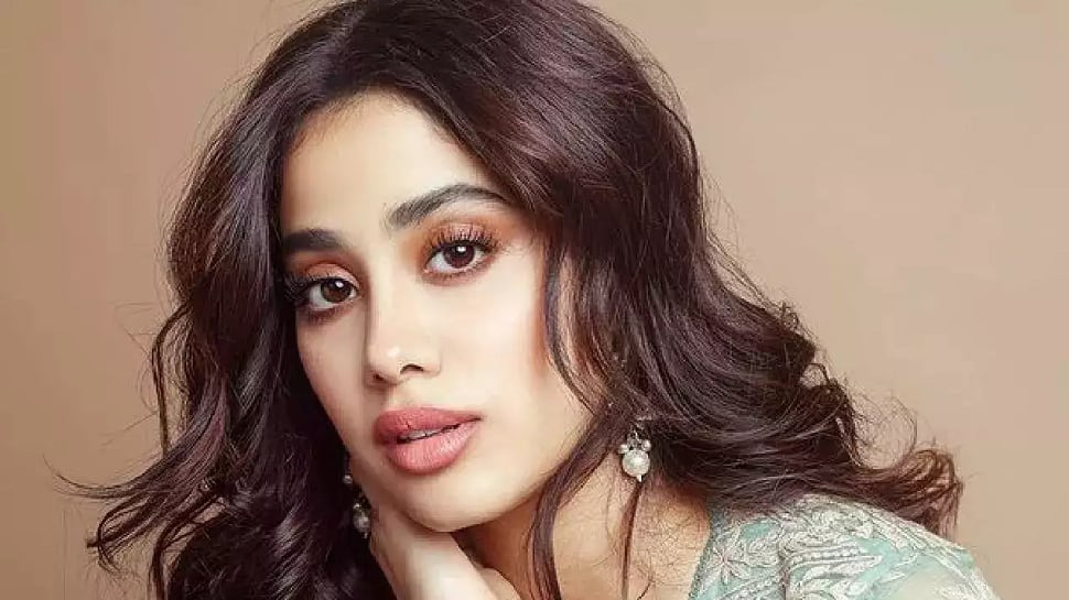 &#039;Devara&#039; To &#039;Ulajh&#039;: Check Out The List Of Janhvi Kapoor&#039;s Upcoming Movies 