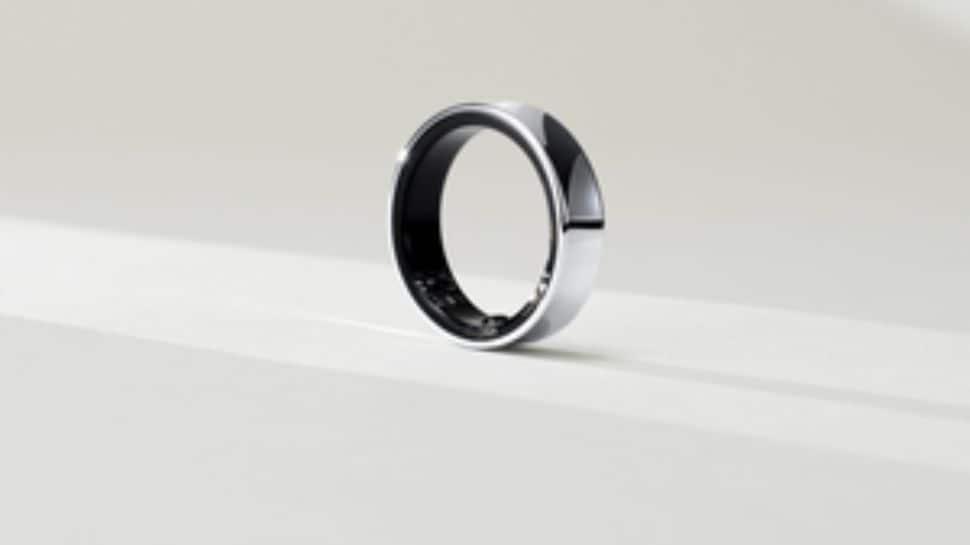 Read more about the article MWC 2024: Samsung Unveils Galaxy Ring With Health-Tracking Features