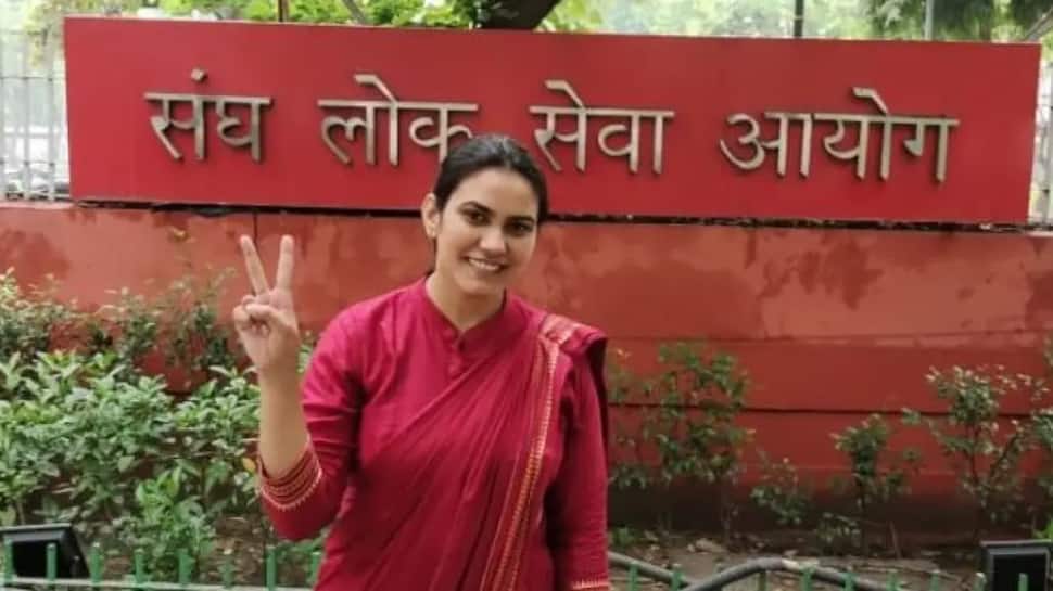 IAS Success Story: Against All Odds, IAS Officer Preeti Beniwal Overcomes Paralysis, Conquers UPSC Exam