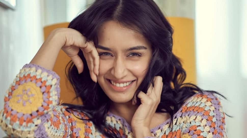 Actress Shraddha Kapoor Celebrates Birthday With Over 30 Of Her Most Loyal Fans: Watch 