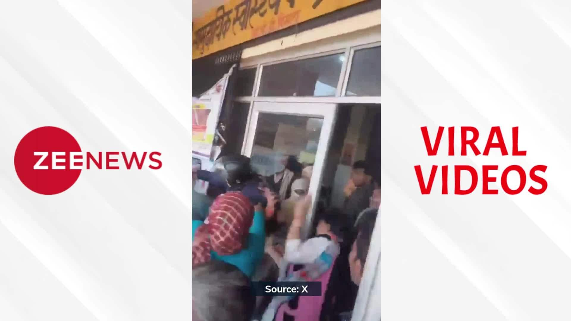 VIRAL; VIDEO: Women Unexplained Fight At Muradabad Community Health Center,  Draws Online Attention