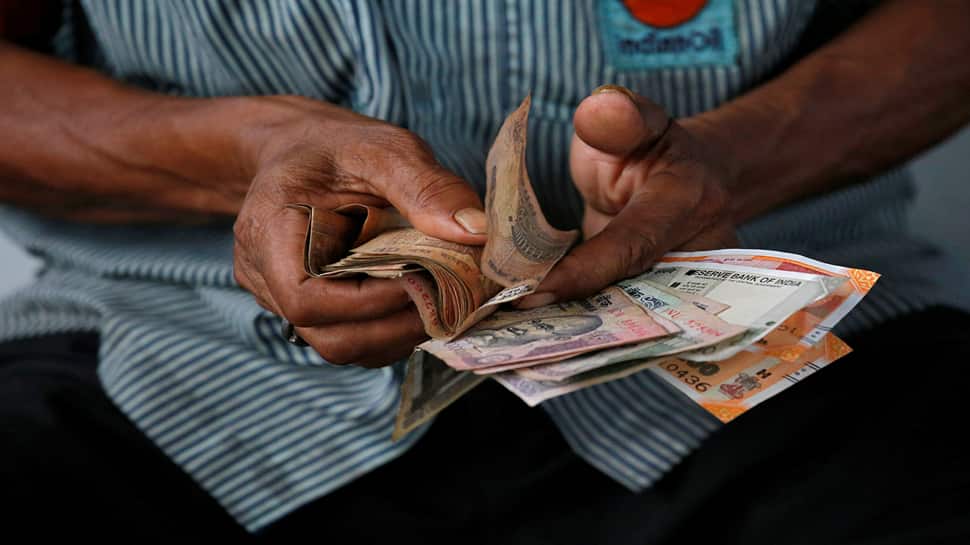 Rupee Declines 5 Paise To 82.95 Against US Dollar On firm Crude Prices 