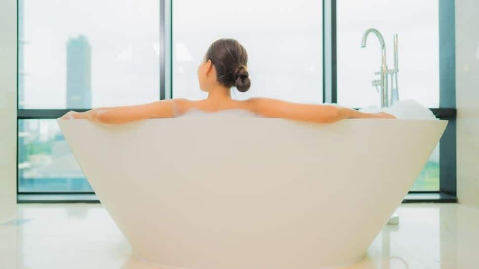 Boost Your Health With A Cosy Hot Water Bath - Key Tips