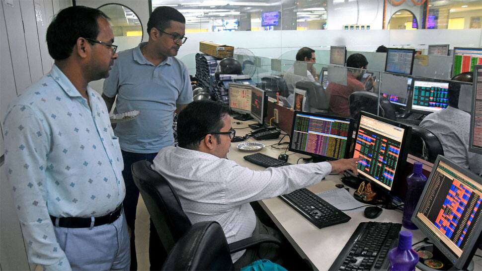 Markets Fall In Early Trade Amid Negative Global Trends, Sensex Declines 281 Points