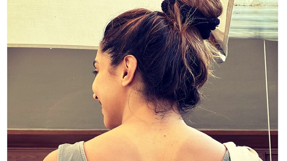 Mommy-To-Be Deepika Padukone Flaunts Her Tan Lines After A &#039;Sunny Beach Day&#039;  