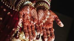 Why Nikkah Video Of A Karachi Girl Is Gaining Attention For All Wrong Reasons