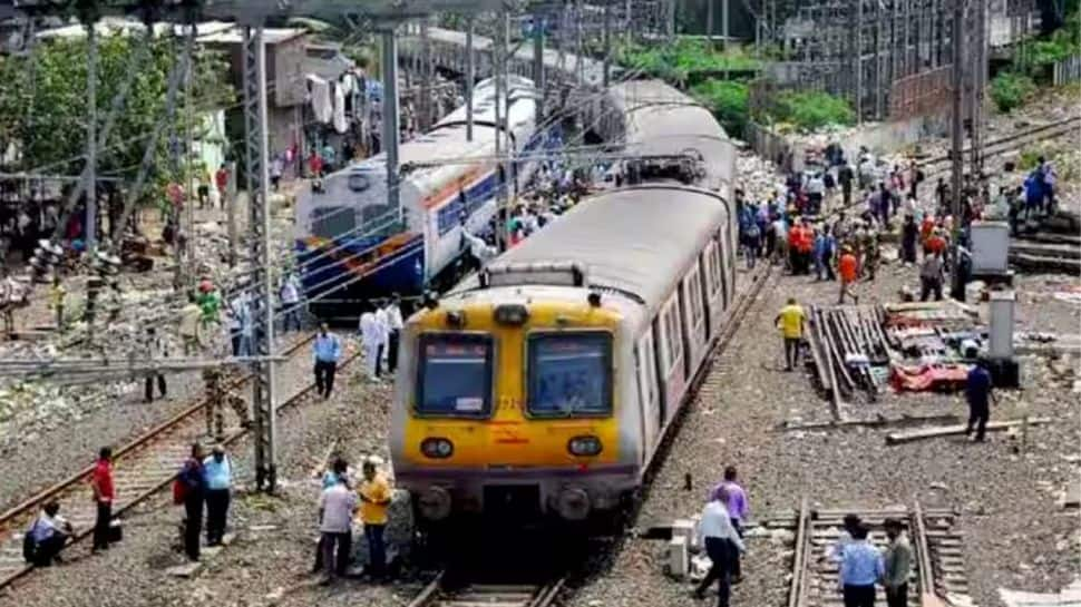 Mumbai&#039;s Harbour Line Near CSMT Faces Disruption Following Train Derailments; Details