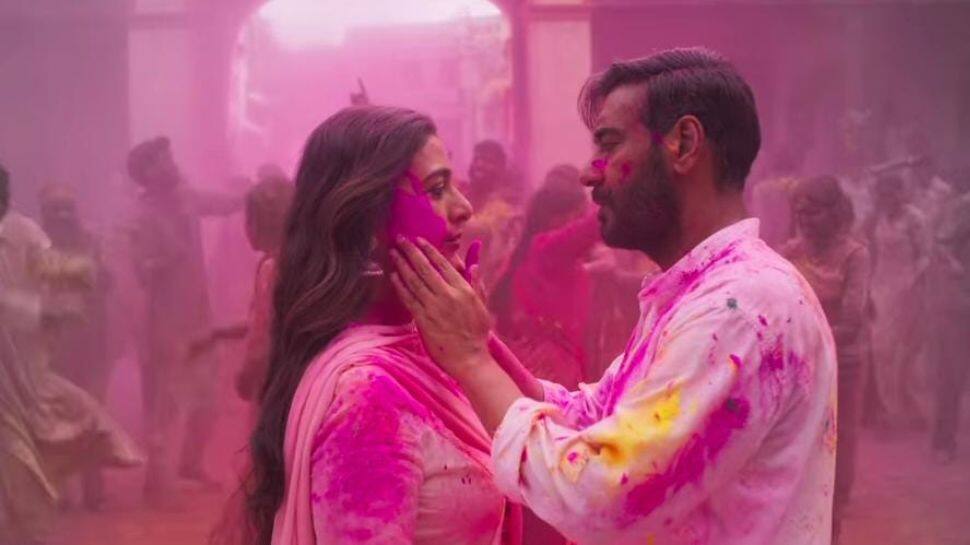 Auron Mein Kahan Dum ThaTeaser: Ajay Devgn And Tabu Unveil A Musical Love Story