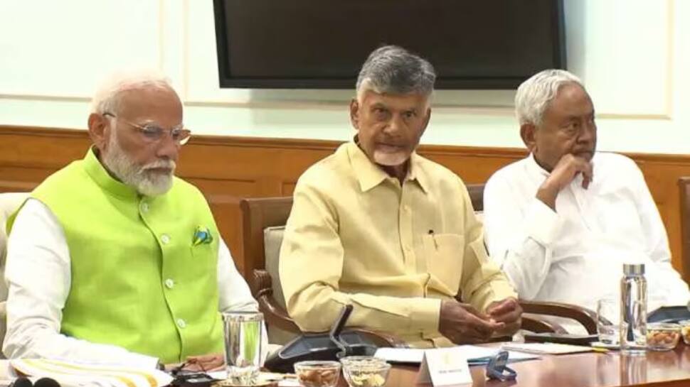  Chandrababu Naidu &quot;Proposes&quot; Narendra Modi For Prime Minister, Calls Him &quot;Right Leader At The Right Time&quot;