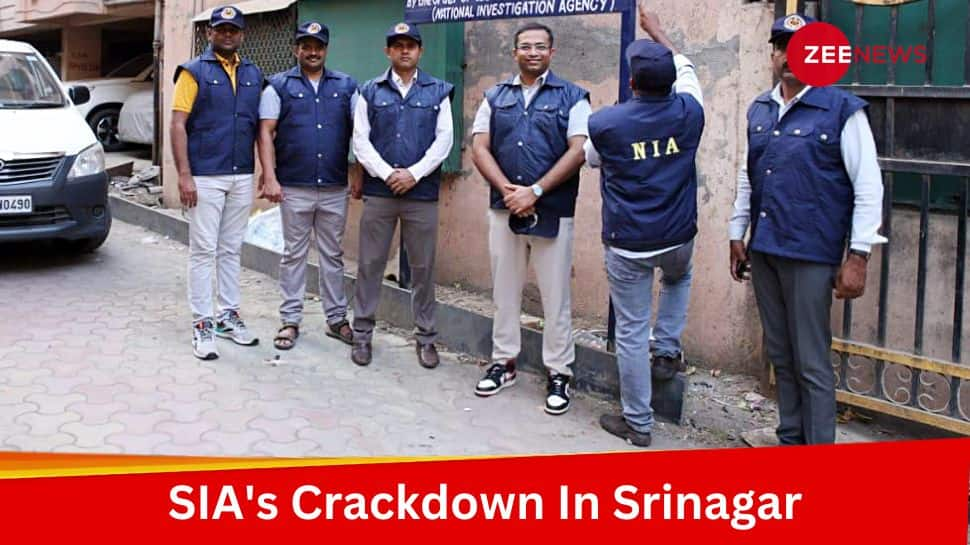 SIA Conducts Raid In Srinagar&#039;s Nawa-bazar Area In Connection With Killing Of Four JKP Cops 