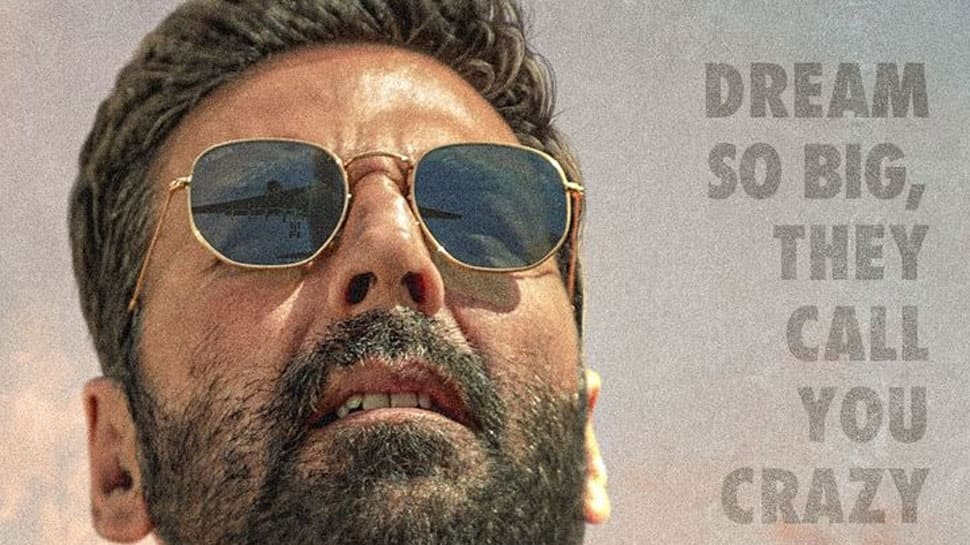 Sarfira Poster: Akshay Kumar Dons Rugged Look With Stubble, Polygonal Sunglasses